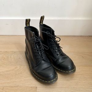 Dr. Marten’s Leather Lace Up Boots - Black